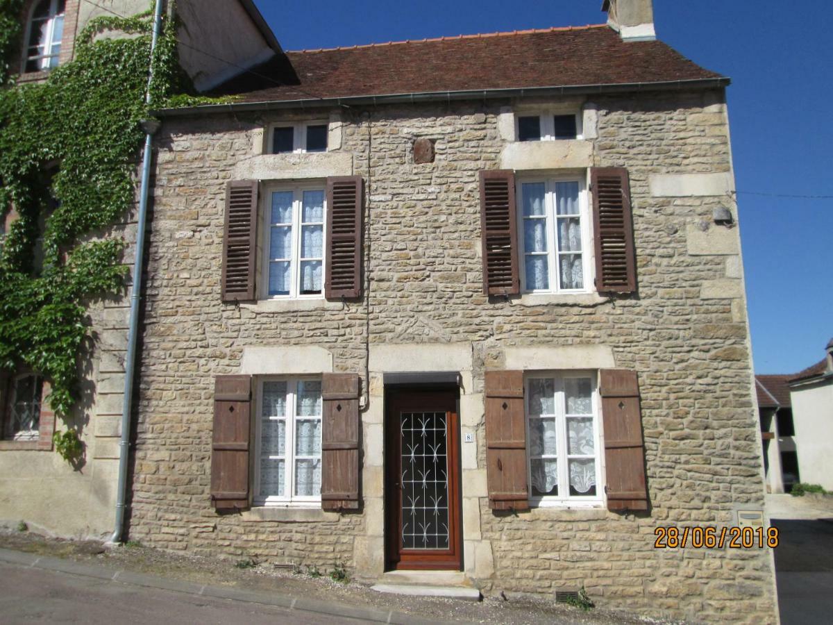 Gite A Saint-Remy Exterior photo